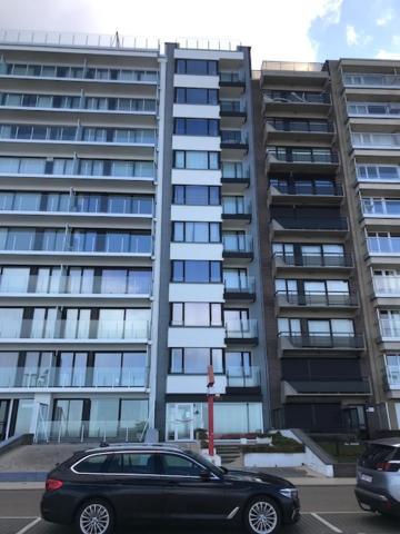 Anaconda Apartment Миделкерке Екстериор снимка